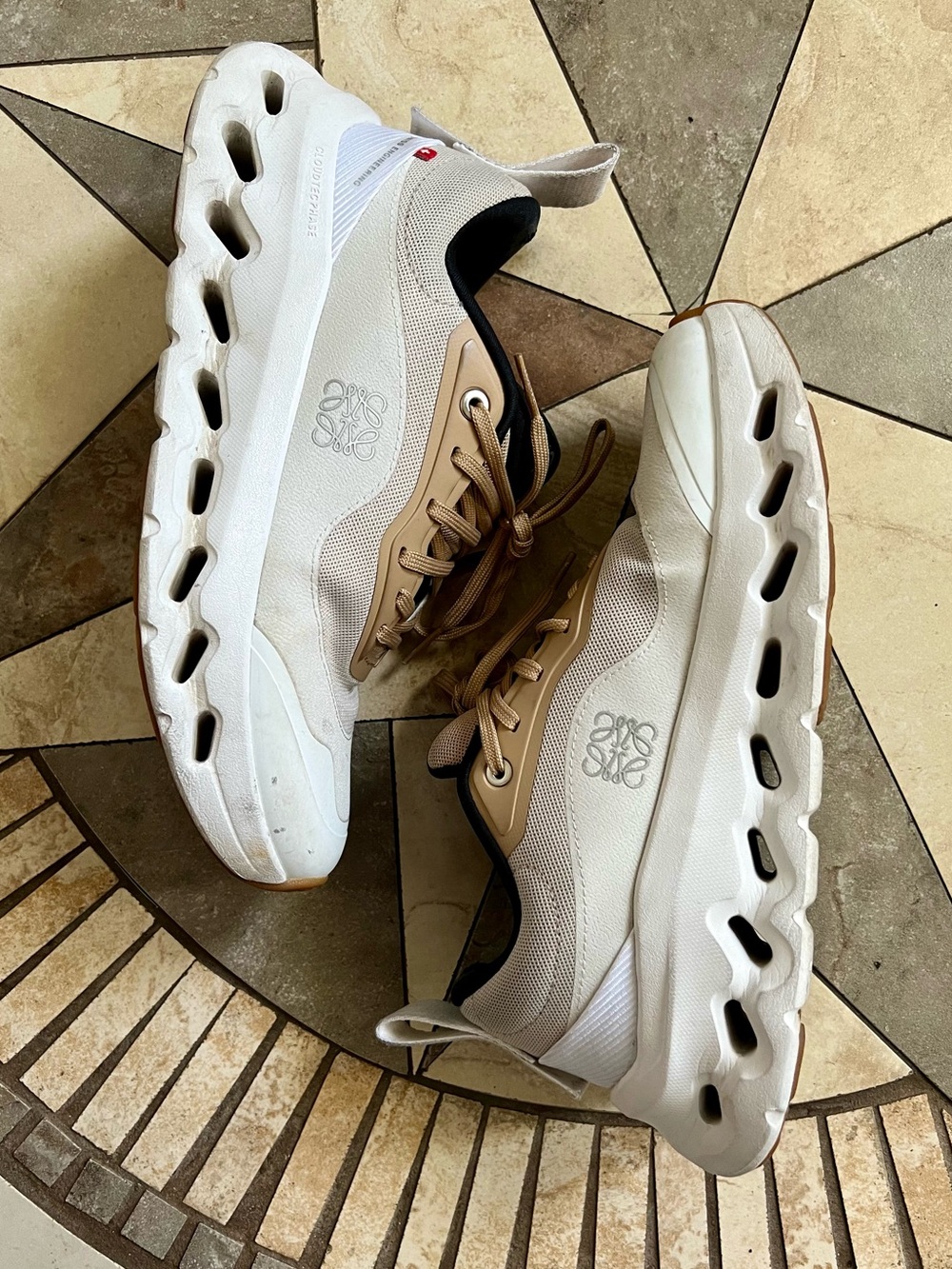 On x Loewe Cloudtilt Sneakers RARE - Picture 4 of 11